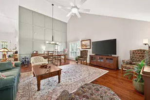 303 Longview Dr, Sugar Land, TX 77478 - Photo 5