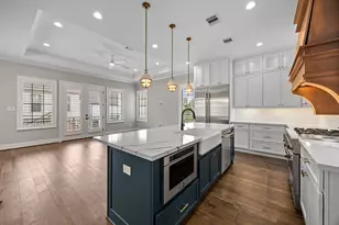 14008 Memorial Reserve Pl, Houston, TX 77079 - Photo 23