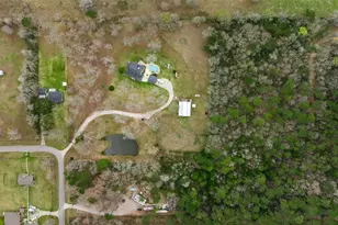 7000 Woodland Lakes Dr, Willis, TX 77378 - Photo 5