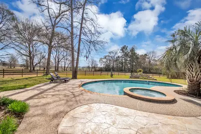 7000 Woodland Lakes Drive, Willis, TX 77378 - Photo 11