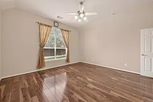 13719 Saxony Dr, Sugar Land, TX 77498 - Photo 21