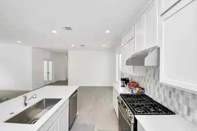 1058 Blue Stone Drive, Beasley, TX 77417 - Photo 25