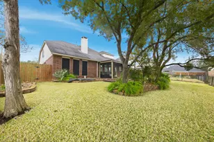 510 Crestwater Ct, Houston, TX 77082 - Photo 37