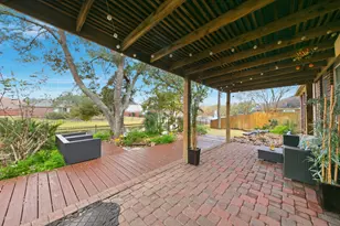 510 Crestwater Ct, Houston, TX 77082 - Photo 39