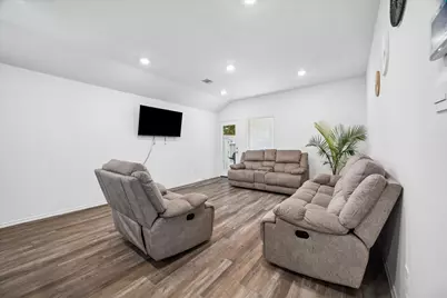 5822 Hampton Valley Drive, Spring, TX 77373 - Photo 11