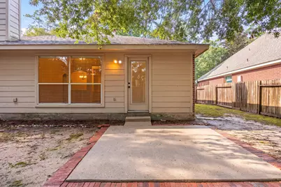 135 S Delta Mill Circle, The Woodlands, TX 77385 - Photo 23