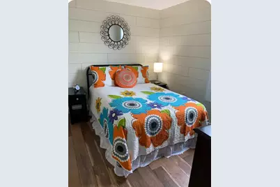 911 11th Street #2, Galveston, TX 77550 - Photo 7