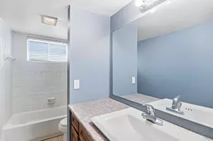 7031 Log Hollow Dr, Houston, TX 77040 - Photo 27