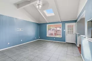 7031 Log Hollow Dr, Houston, TX 77040 - Photo 3