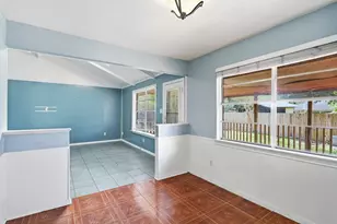 7031 Log Hollow Dr, Houston, TX 77040 - Photo 5