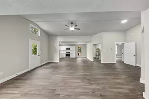 601 Faulkner Ave, Coldspring, TX 77331 - Photo 9