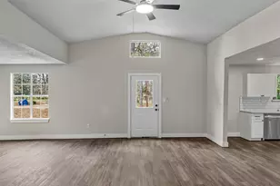 601 Faulkner Ave, Coldspring, TX 77331 - Photo 15