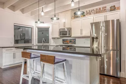 4001 29th Street N, Texas City, TX 77590 - Photo 11