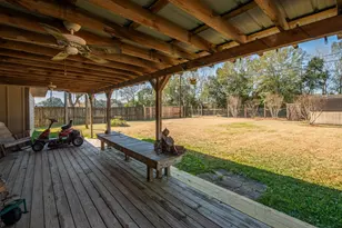 820 Enfield Ln, Beaumont, TX 77707 - Photo 25