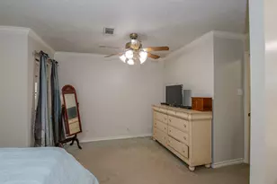 820 Enfield Ln, Beaumont, TX 77707 - Photo 17