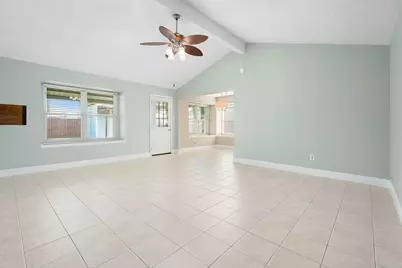 4918 Valley View Drive, La Porte, TX 77571 - Photo 3
