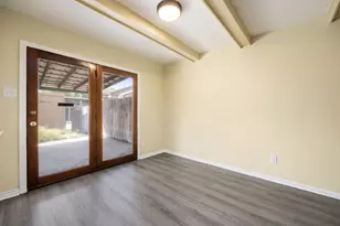 907 Gardenwalk Dr, La Porte, TX 77571 - Photo 13