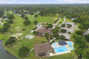 199 Kings Point St, Conroe, TX 77356 - Photo 45