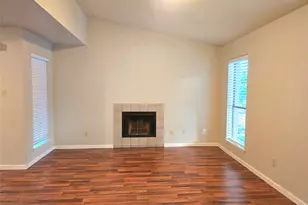 6602 Harbor Town Dr, Houston, TX 77036 - Photo 11