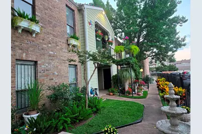 6602 Harbor Town Drive #404, Houston, TX 77036 - Photo 3