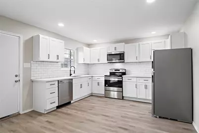9711 Linkmeadow Lane #19, Houston, TX 77025 - Photo 7