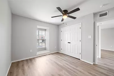 9711 Linkmeadow Lane #19, Houston, TX 77025 - Photo 11