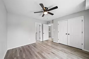 9711 Linkmeadow Ln, Houston, TX 77025 - Photo 9