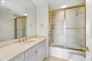1100 Uptown Park Blvd, Houston, TX 77056 - Photo 19