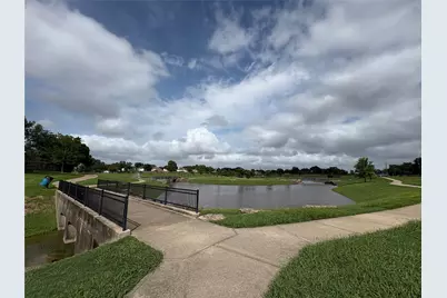 17119 Blackhawk Boulevard, Friendswood, TX 77546 - Photo 37
