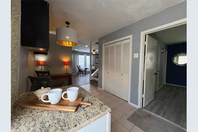 17119 Blackhawk Boulevard, Friendswood, TX 77546 - Photo 11