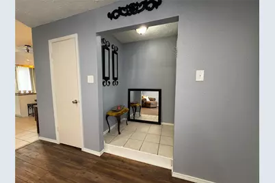 17119 Blackhawk Boulevard, Friendswood, TX 77546 - Photo 3