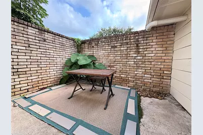 17119 Blackhawk Boulevard, Friendswood, TX 77546 - Photo 33