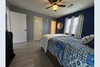 17119 Blackhawk Boulevard, Friendswood, TX 77546 - Photo 15