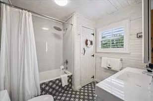 21918 Lampasas Dr, Galveston, TX 77554 - Photo 19