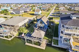 21918 Lampasas Dr, Galveston, TX 77554 - Photo 31