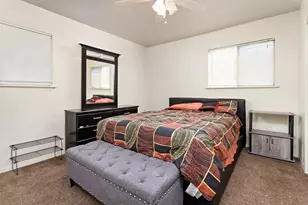 135 Ferndale Ln, Beaumont, TX 77707 - Photo 9