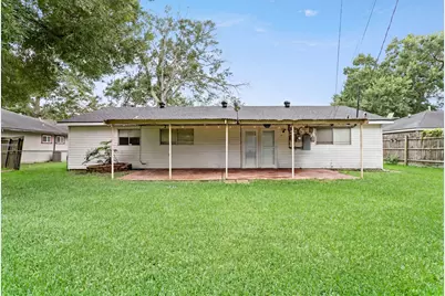 135 Ferndale Lane, Beaumont, TX 77707 - Photo 13
