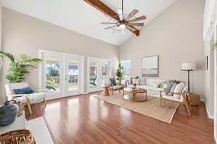 13684 Mutiny Ln, Galveston, TX 77554 - Photo 17