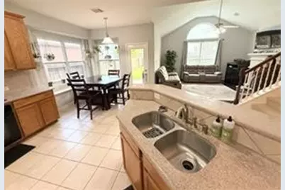 6114 Hollydale Ridge Lane, Katy, TX 77494 - Photo 3