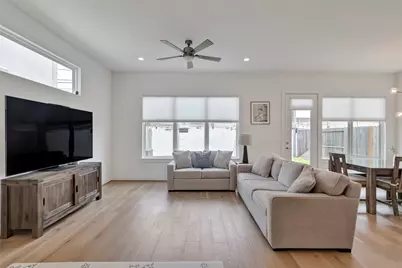 8706 Ojeman Creek Lane, Houston, TX 77055 - Photo 9