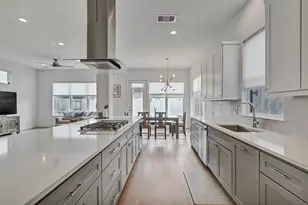 8706 Ojeman Crk Ln, Houston, TX 77055 - Photo 17