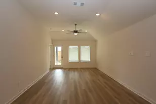 10322 Navarro Path, Montgomery, TX 77316 - Photo 5