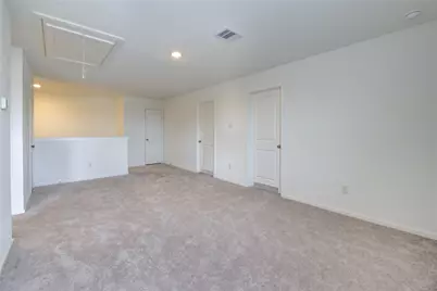 9910 Oakheath Bluff Drive, Baytown, TX 77521 - Photo 15