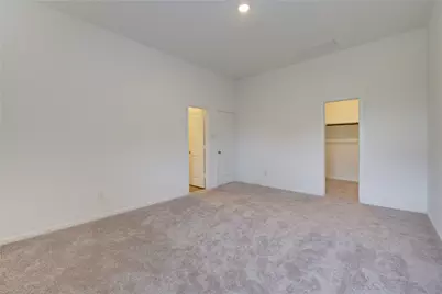 9910 Oakheath Bluff Drive, Baytown, TX 77521 - Photo 11