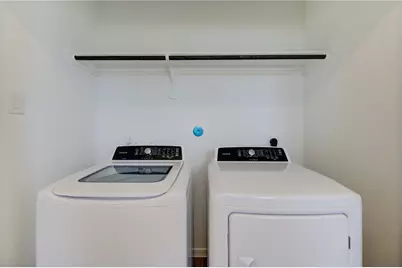 9910 Oakheath Bluff Drive, Baytown, TX 77521 - Photo 9