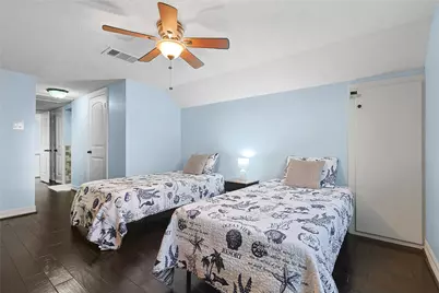 146 Tamana Drive, Galveston, TX 77554 - Photo 21