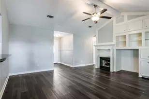 12757 Lake Conroe Hills Dr, Willis, TX 77318 - Photo 9