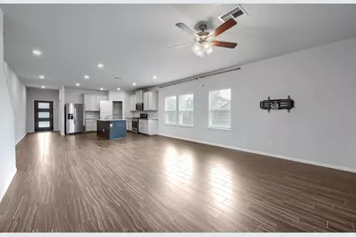 2409 Goddard Green Drive, Iowa Colony, TX 77583 - Photo 9
