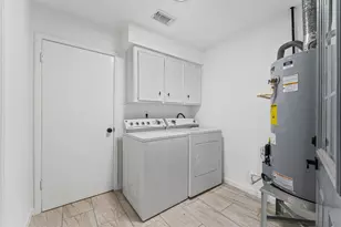 27241 Wells Ln, Conroe, TX 77385 - Photo 29