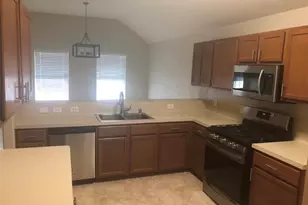 4015 E Teal Estates Cir, Fresno, TX 77545 - Photo 3